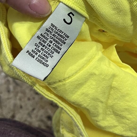 Almost Famous Jeans 5 Neon Yellow Distressed Denim Raw Hem Juniors - Picture 5 of 7